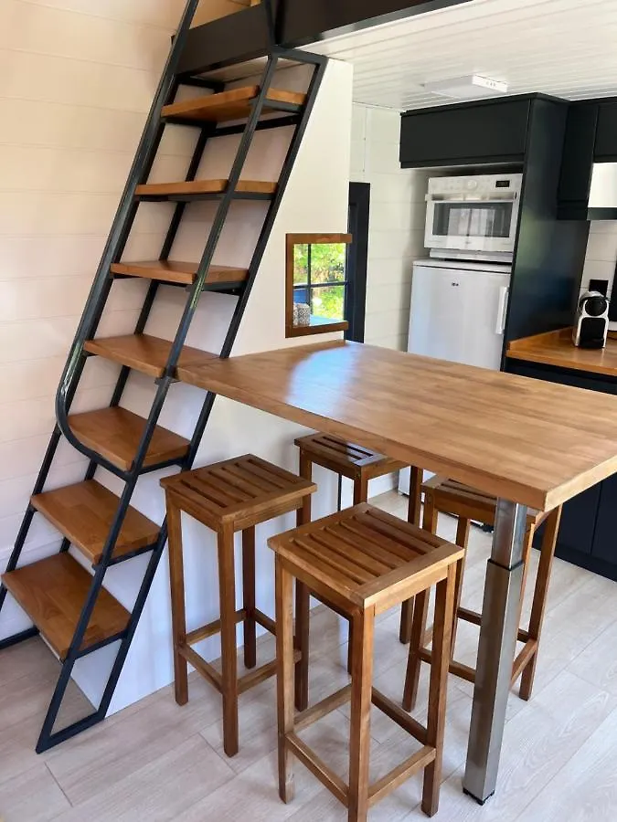 Tiny House Piscine Et Spa Гайак