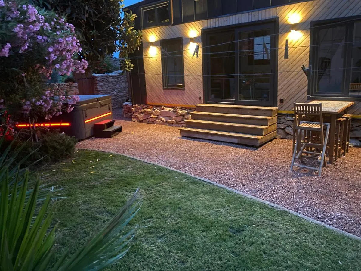 Tiny House Piscine Et Spa Гайак Франция
